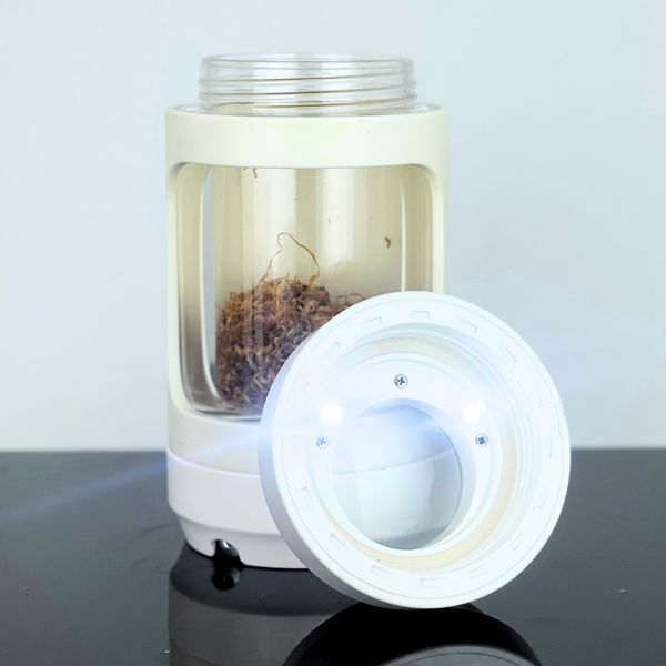 Pote-Hermetico-Abduzido-com-Lupa-Led-e-Desfiador-110ml-Branco-33014-2